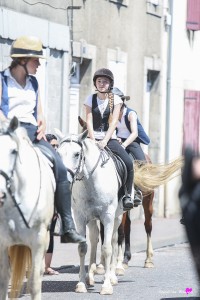 photographe-reportage-evenements-corso-defile-fetes-equestre-landes-aire-sur-adour-jument